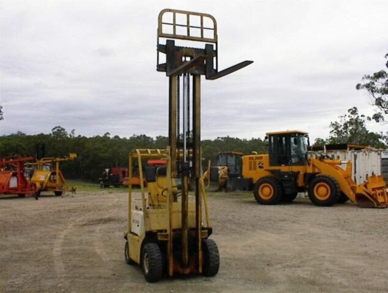 TCM FG14 forklift