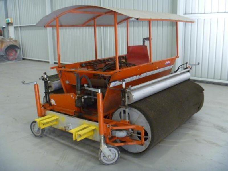 1997 THE WHALE SUPER SOPPER 9569