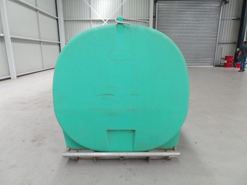 2016 WORKMATE 4000 LITRE POLY TANKS