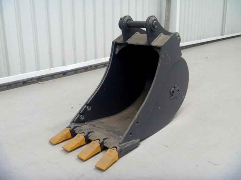 2016 WORKMATE 300MM BUCKET