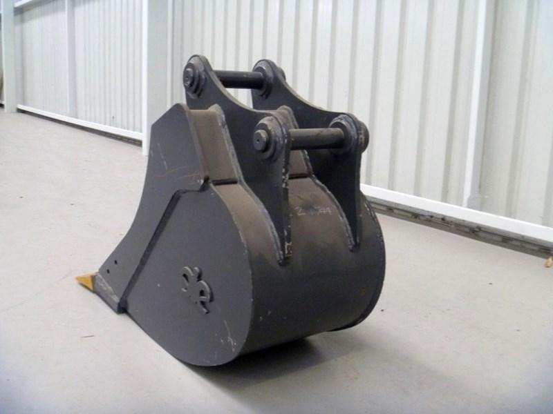 2016 WORKMATE 300MM BUCKET