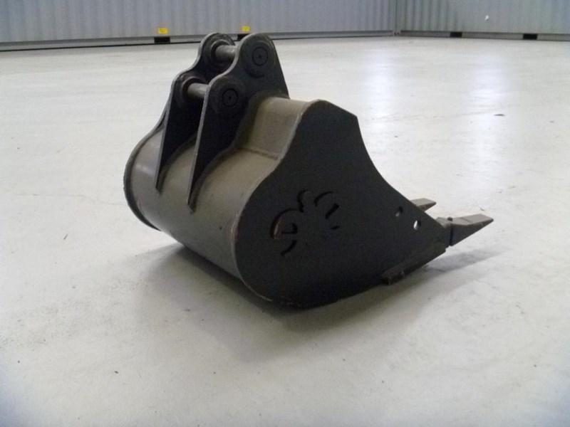 2016 WORKMATE BUCKET