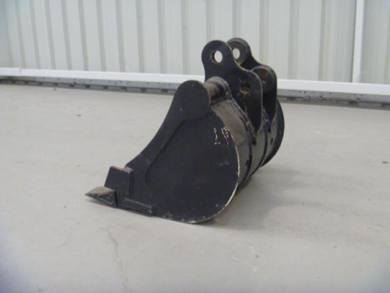 2016 WORKMATE BUCKET