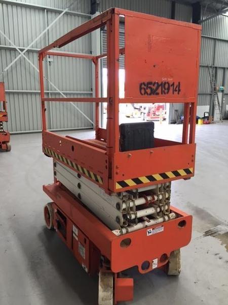 2005 SNORKEL S1930 SCISSOR LIFT