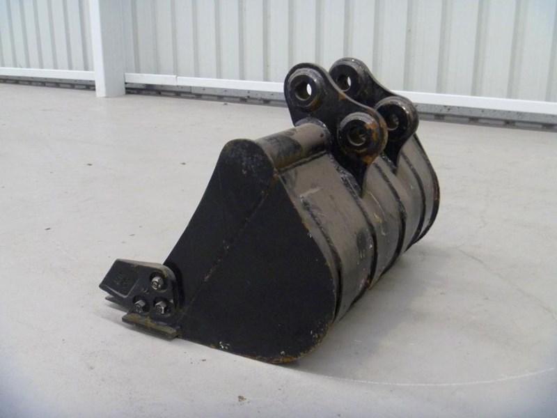 2016 WORKMATE BUCKET