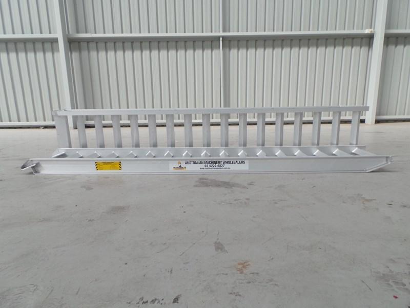 2016 WORKMATE 8 TON ALLOY LOADING RAMPS