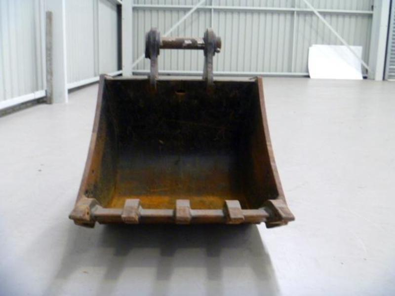 2016 WORKMATE BUCKET