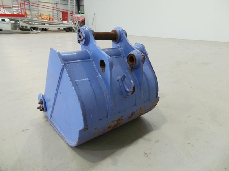 2016 WORKMATE 570MM BUCKET