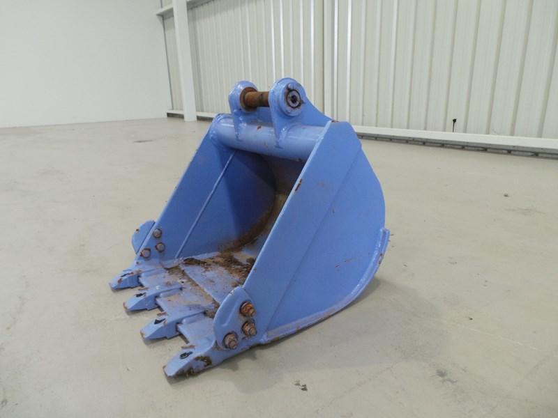 2016 WORKMATE 570MM BUCKET