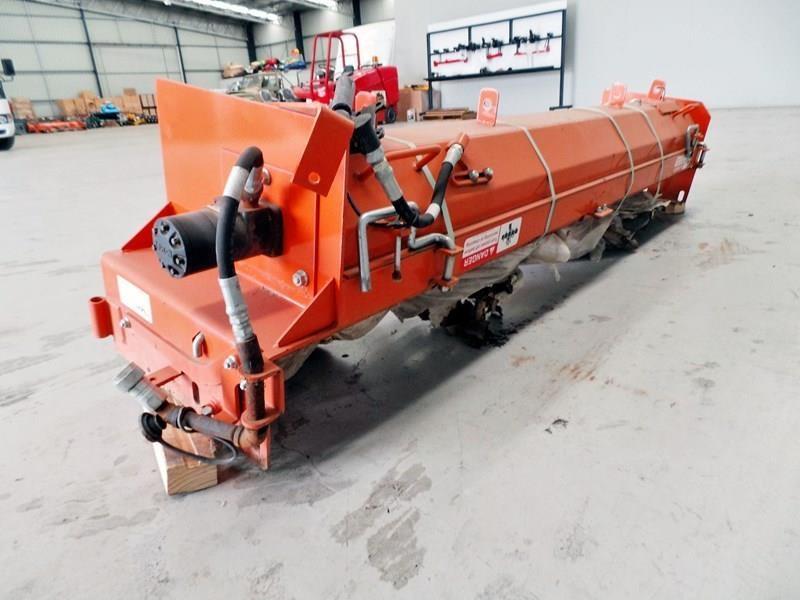 2016 SWENSON SPREADER