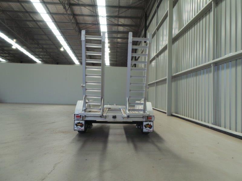 2016 WORKMATE ALLOY 2-4 PLANT TRAILER