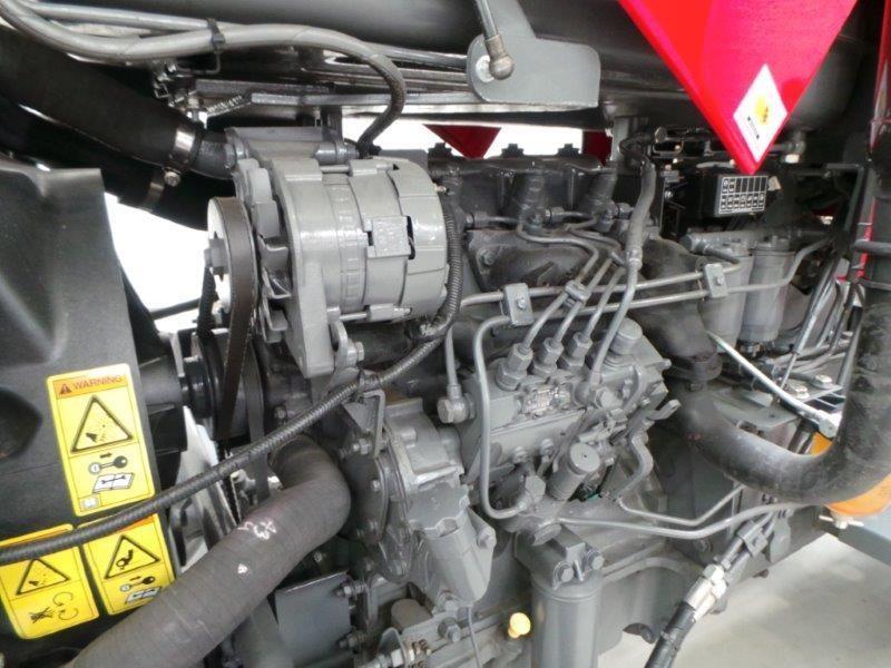 MASSEY FERGUSON 2615 2WD ROPS TRACTOR