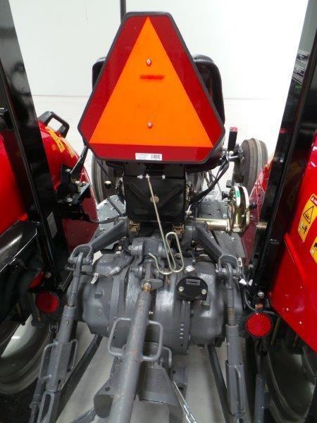 MASSEY FERGUSON 2615 2WD ROPS TRACTOR