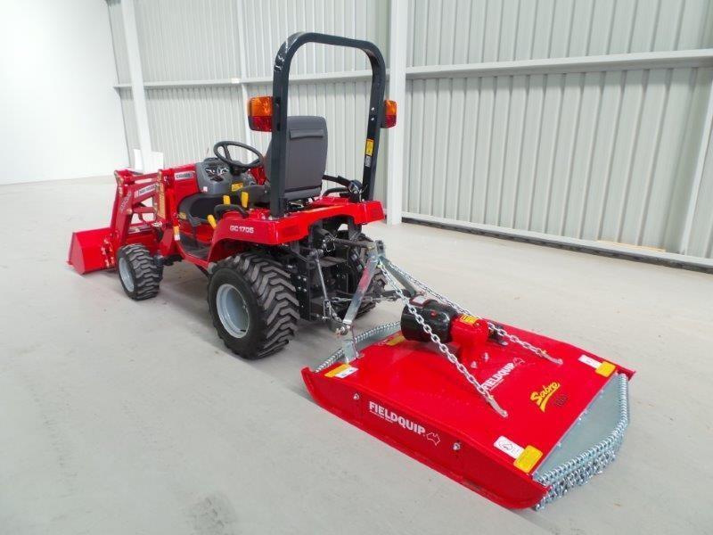 MASSEY FERGUSON GC1705 TRACTOR (LOADER & SLASHER PACKAGE)