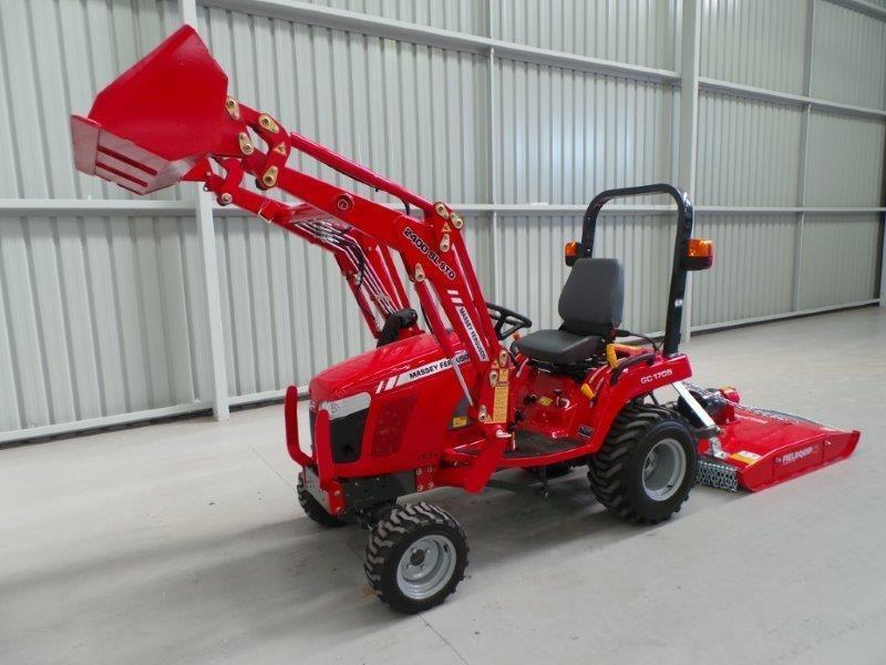 MASSEY FERGUSON GC1705 TRACTOR (LOADER & SLASHER PACKAGE)