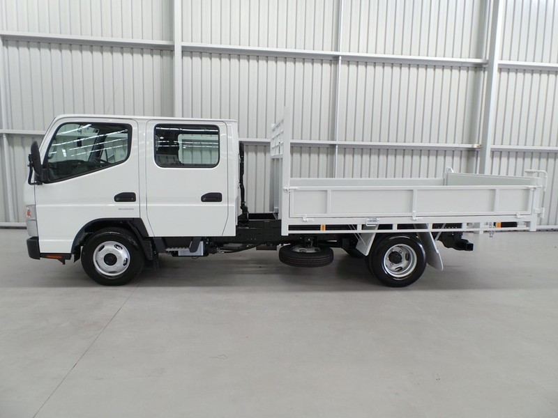 2017 FUSO Canter 515 Canter 515 Truck