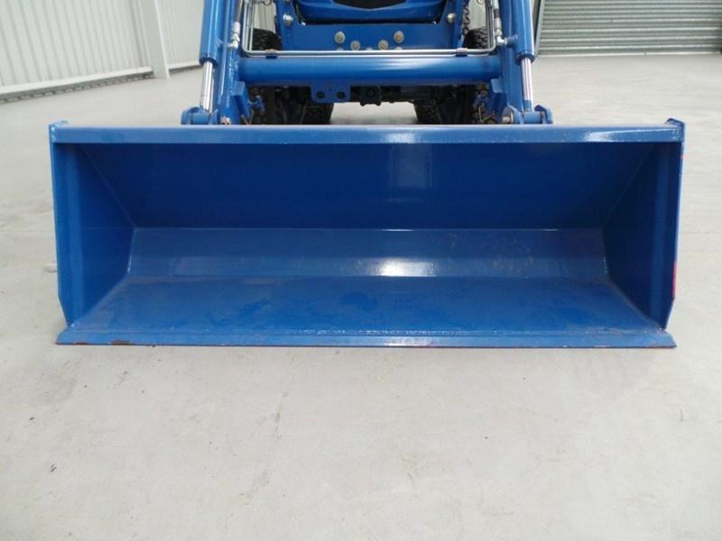 2015 ISEKI TM3265 TRACTOR LOADER AND GRADER PACKAGE
