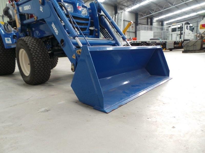 2015 ISEKI TM3265 TRACTOR LOADER AND GRADER PACKAGE