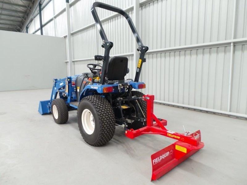 2015 ISEKI TM3265 TRACTOR LOADER AND GRADER PACKAGE