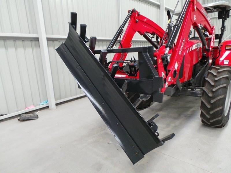 2015 BURDER REVERSIBLE ROOT RAKE & FRONT BLADE