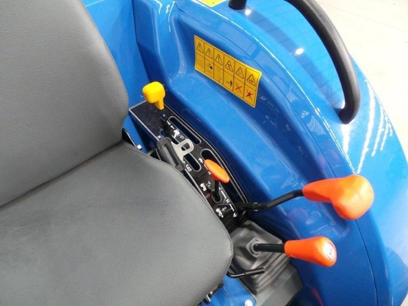 ISEKI TG6490