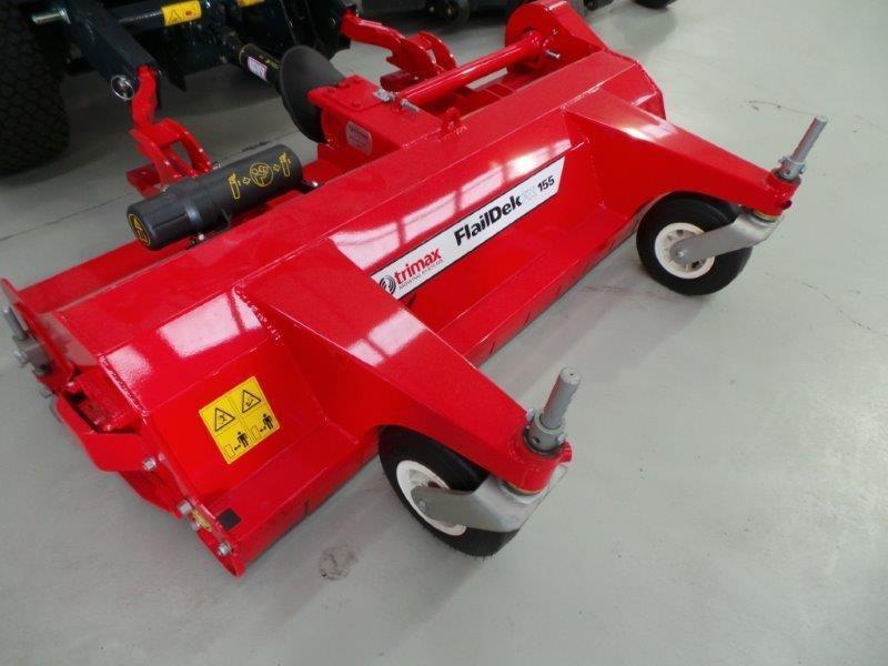 TRIMAX FX155 OUT FRONT FLAIL DECK