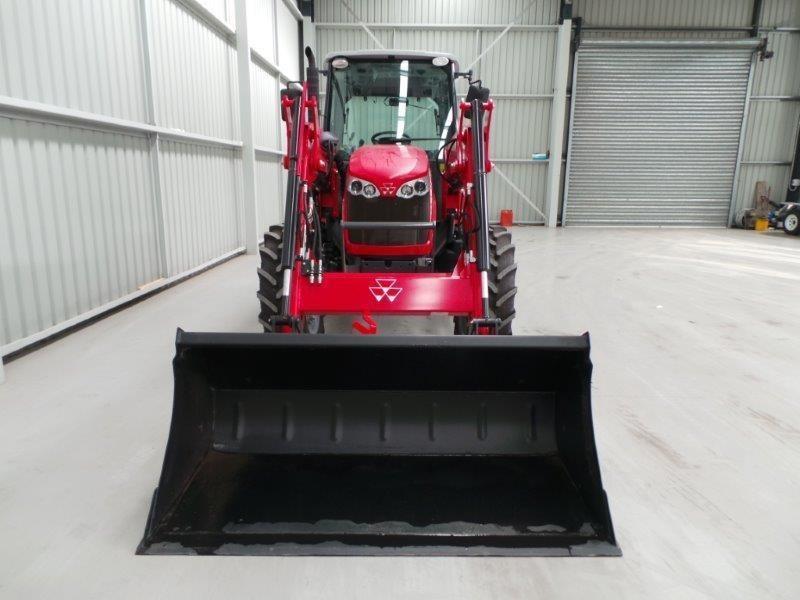 2015 MASSEY FERGUSON 4609.4C CAB TRACTOR