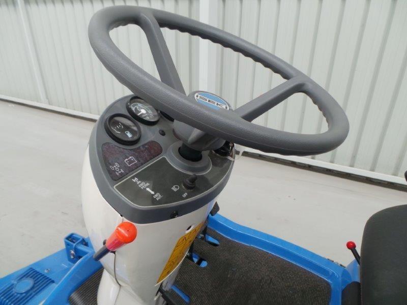 ISEKI SF370