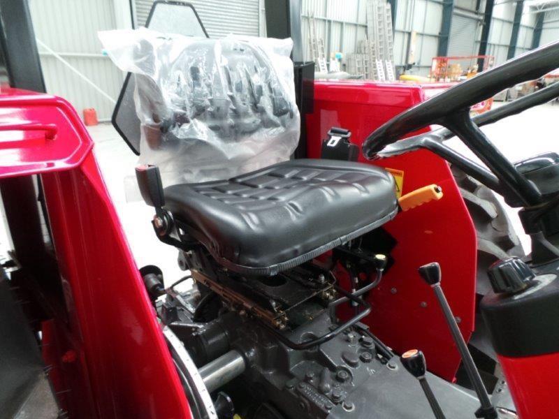MASSEY FERGUSON 2615 2WD ROPS TRACTOR