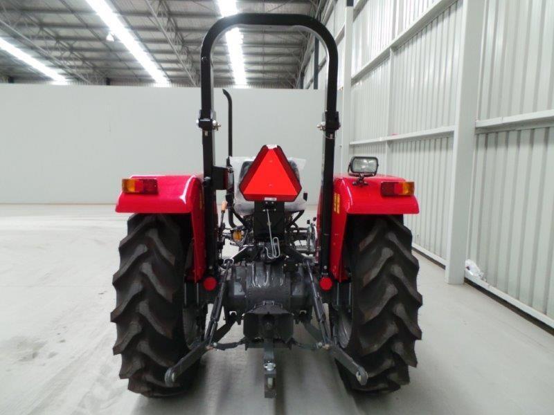 MASSEY FERGUSON 2615 2WD ROPS TRACTOR