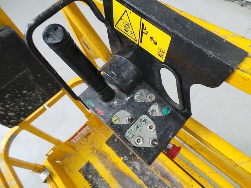 2007 HAULOTTE OPTIMUM 8 NARROW SCISSOR LIFT