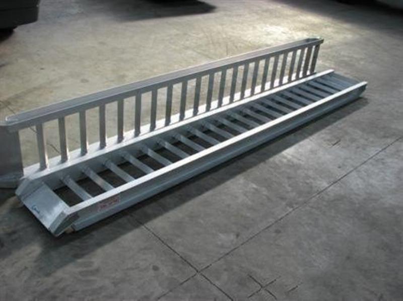 2017 WORKMATE 4 TON ALLOY LOADING RAMPS