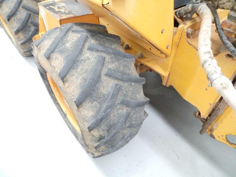 1995 CASE 560 TRENCHER