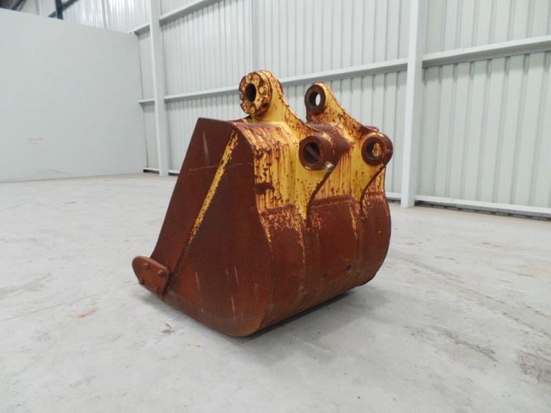 2017 WORKMATE 1050MM BUCKET
