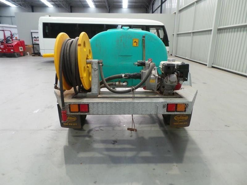 2009 WORKMATE 1000L WATER TRAILER