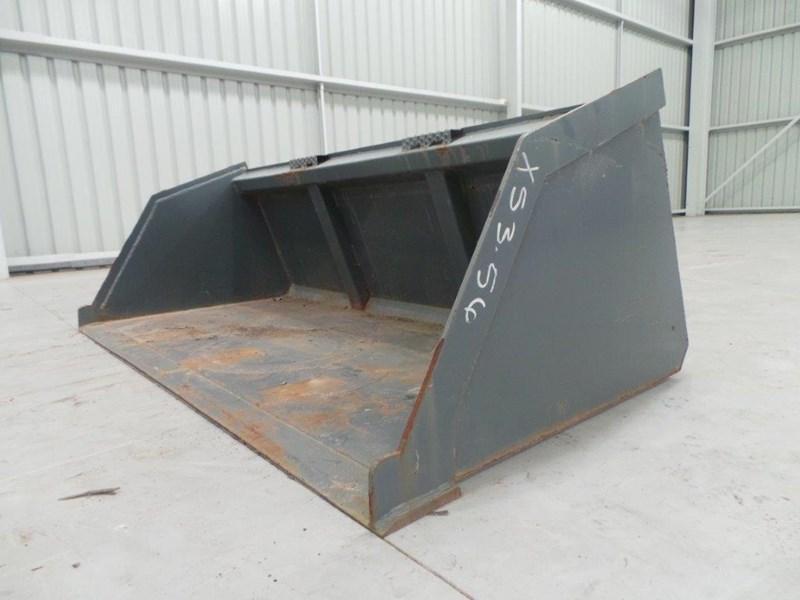 2017 WORKMATE SKID STEER 1980MM BUCKET