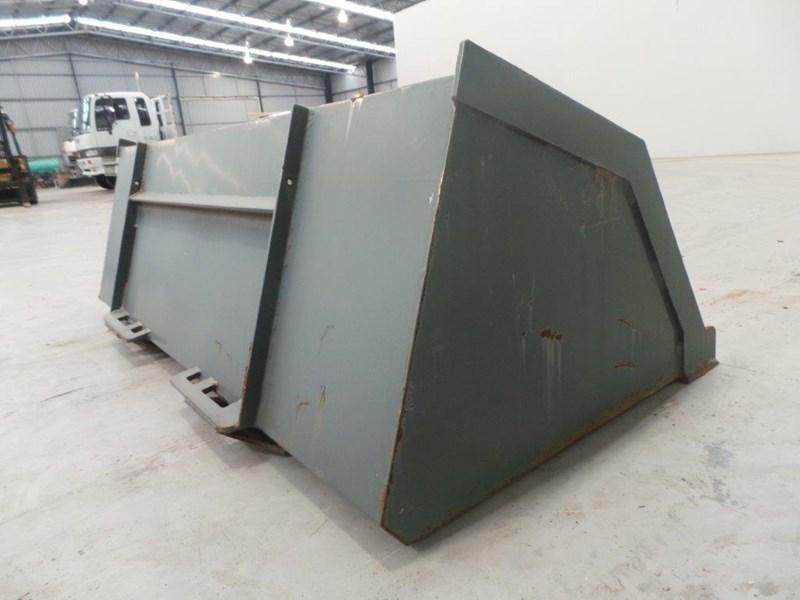 2017 WORKMATE SKID STEER 1980MM BUCKET