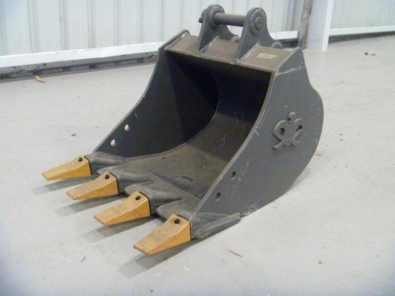 2016 WORKMATE BUCKET
