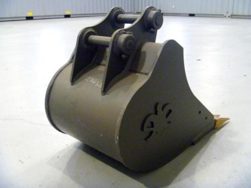 2017 WORKMATE BUCKET