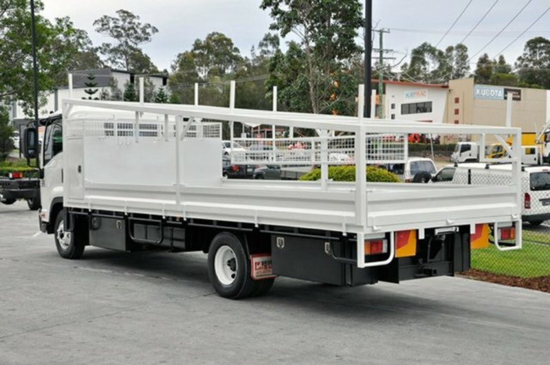 2012 ISUZU F Series