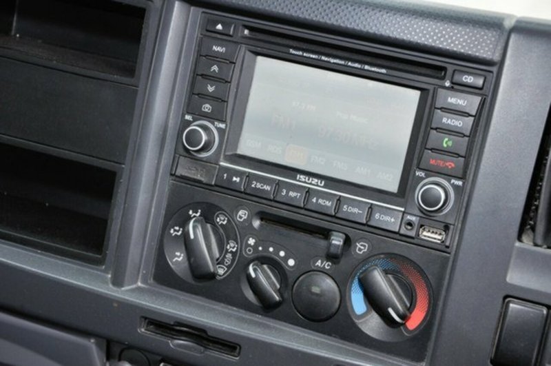 2012 ISUZU F Series