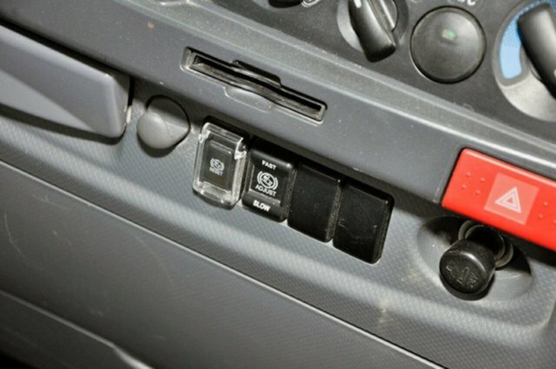 2012 ISUZU F Series