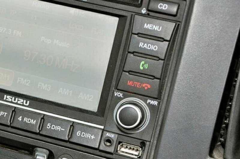 2012 ISUZU F Series