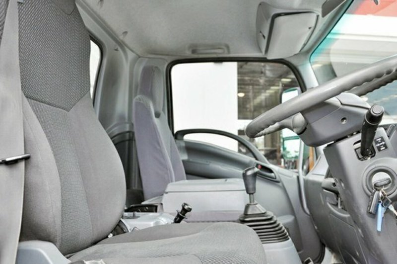 2012 ISUZU F Series