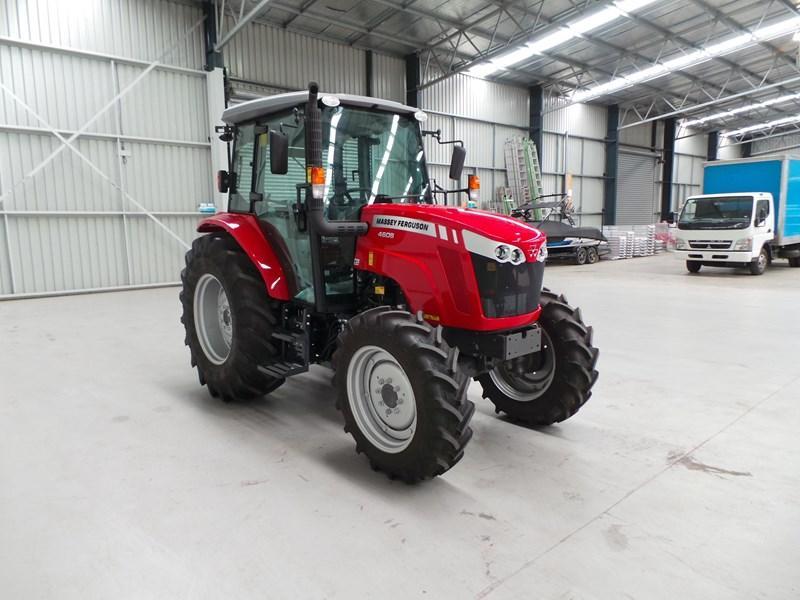 2016 MASSEY FERGUSON 4608