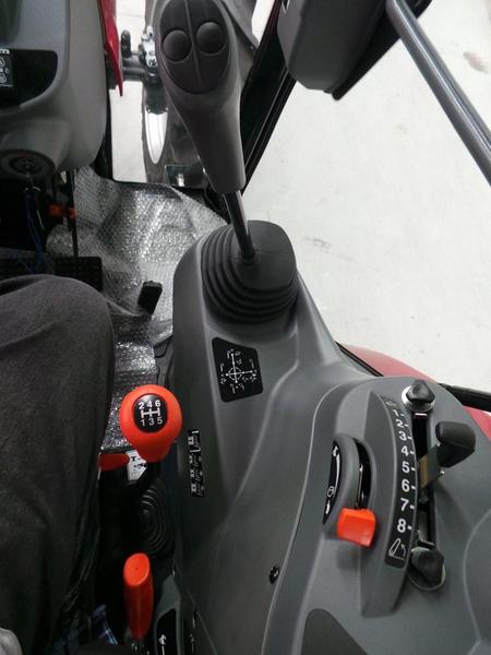 2016 MASSEY FERGUSON 4608
