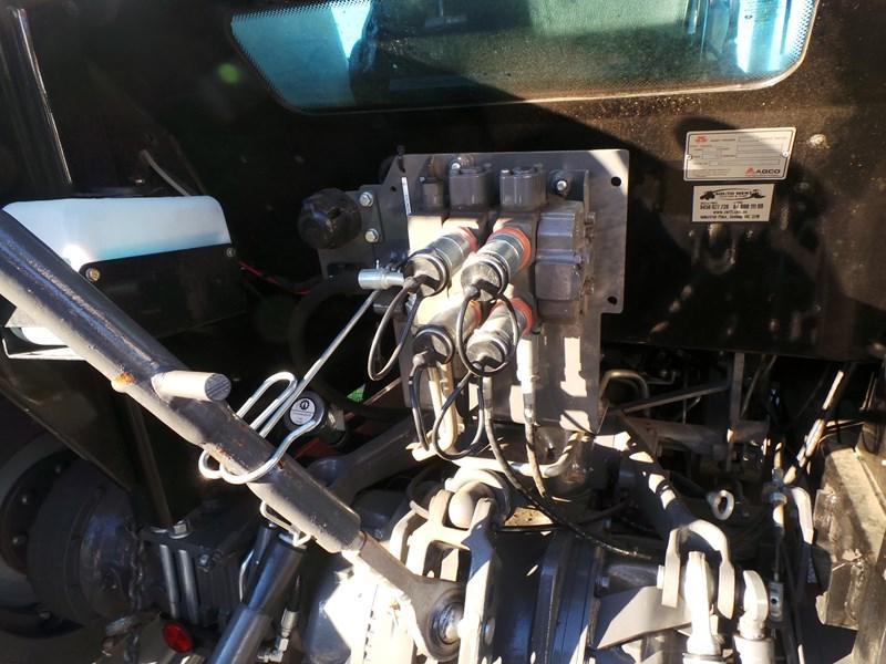 MASSEY FERGUSON 445.4C WITH FRONT END LOADER