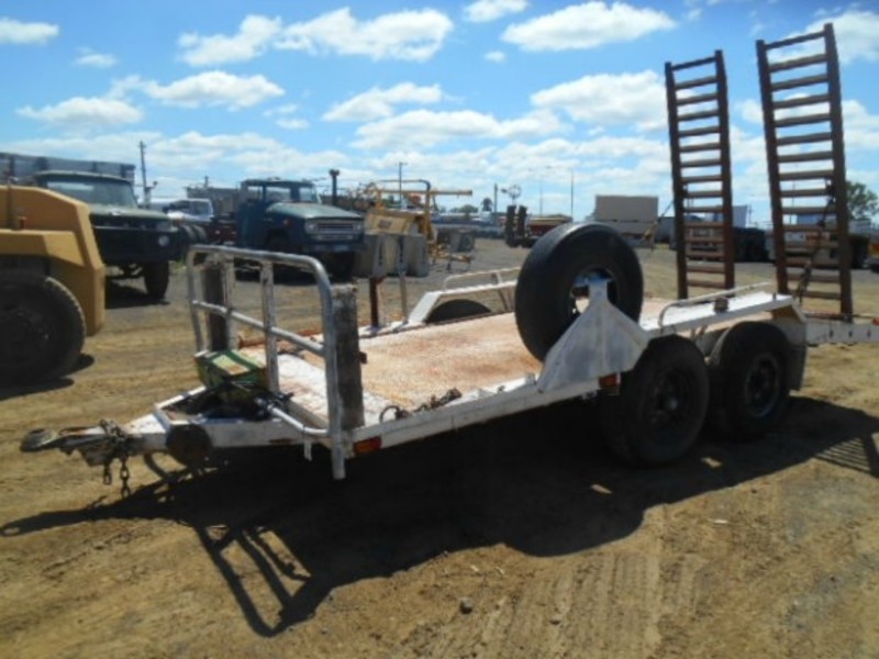 1983 Custom TagPlant(with ramps) Pig Trailer