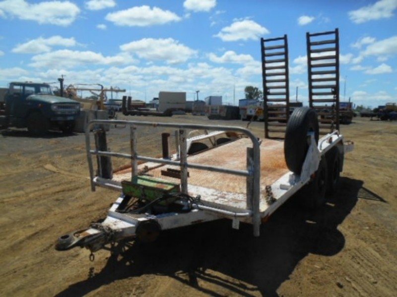 1983 Custom TagPlant(with ramps) Pig Trailer