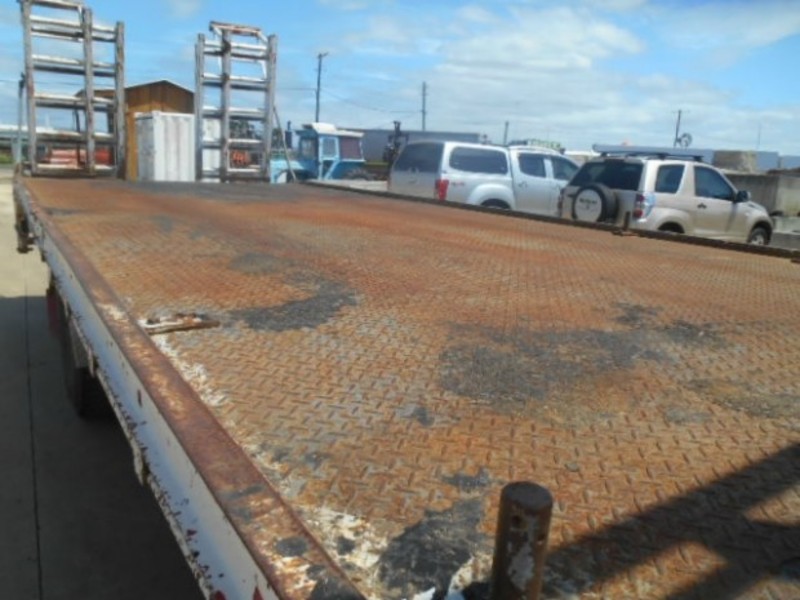 1985 MITSUBISHI FK415 Mitsubishi FK415K Tray Truck FK415 Truck